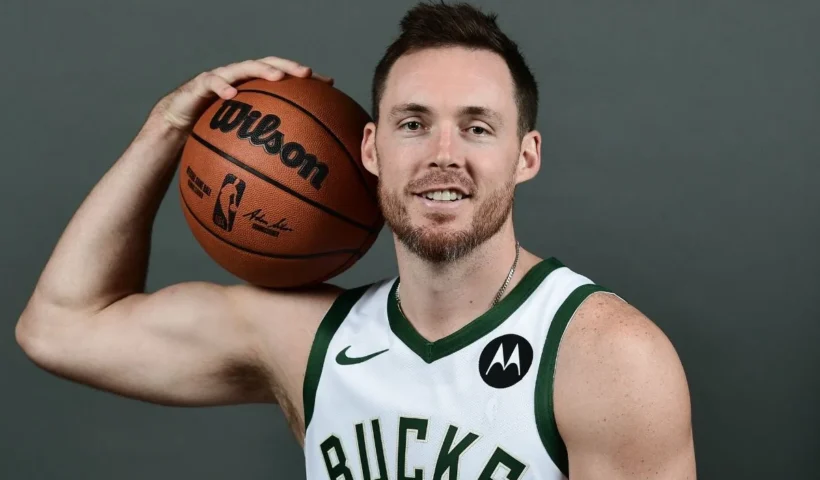 pat connaughton net worth